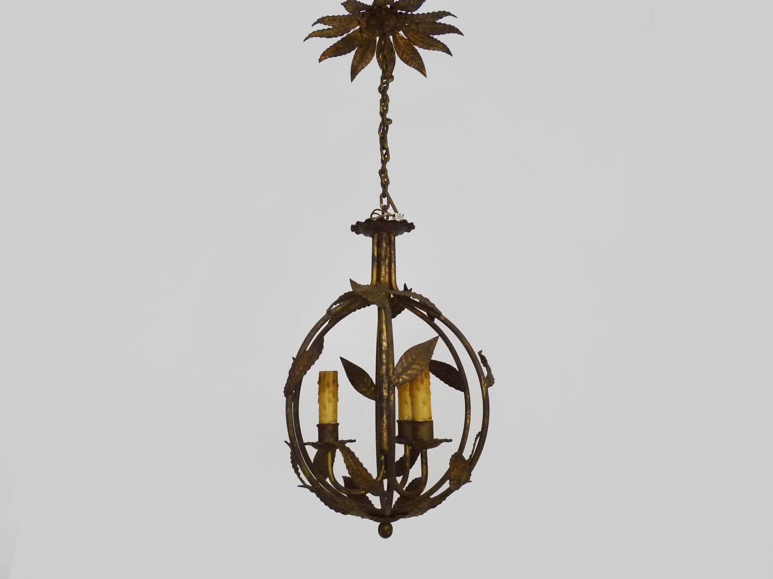 Vintage cage chandelier in aged golden metal and foliage, antique lighting, 3-burner chandelier. Year 60