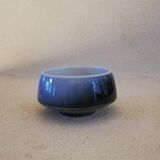 Porcelain cup of Puy-L'Evêque