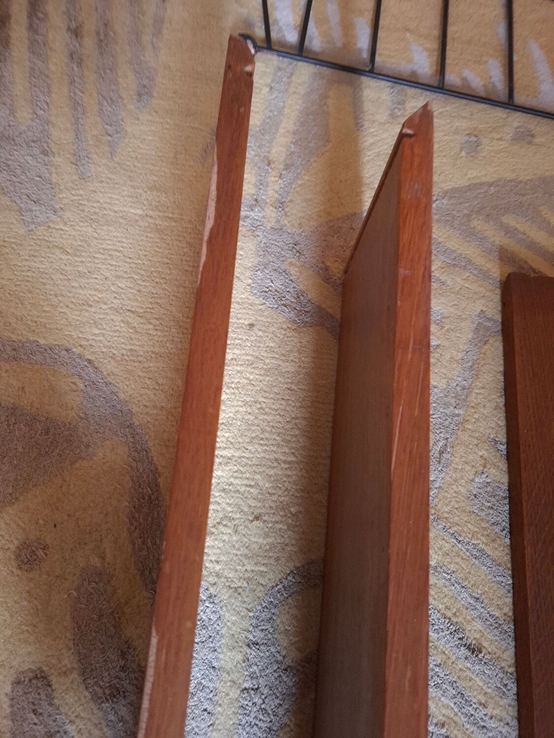 String shelves wood and metal