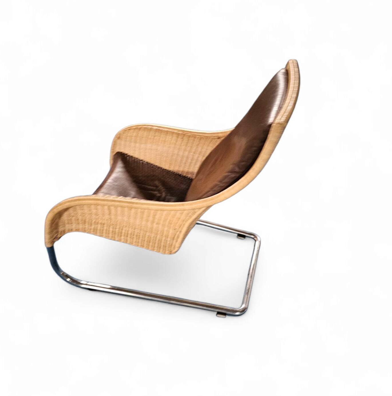 2 x Weighty rattan lounge chair / brown leather 1990s  Very good condition