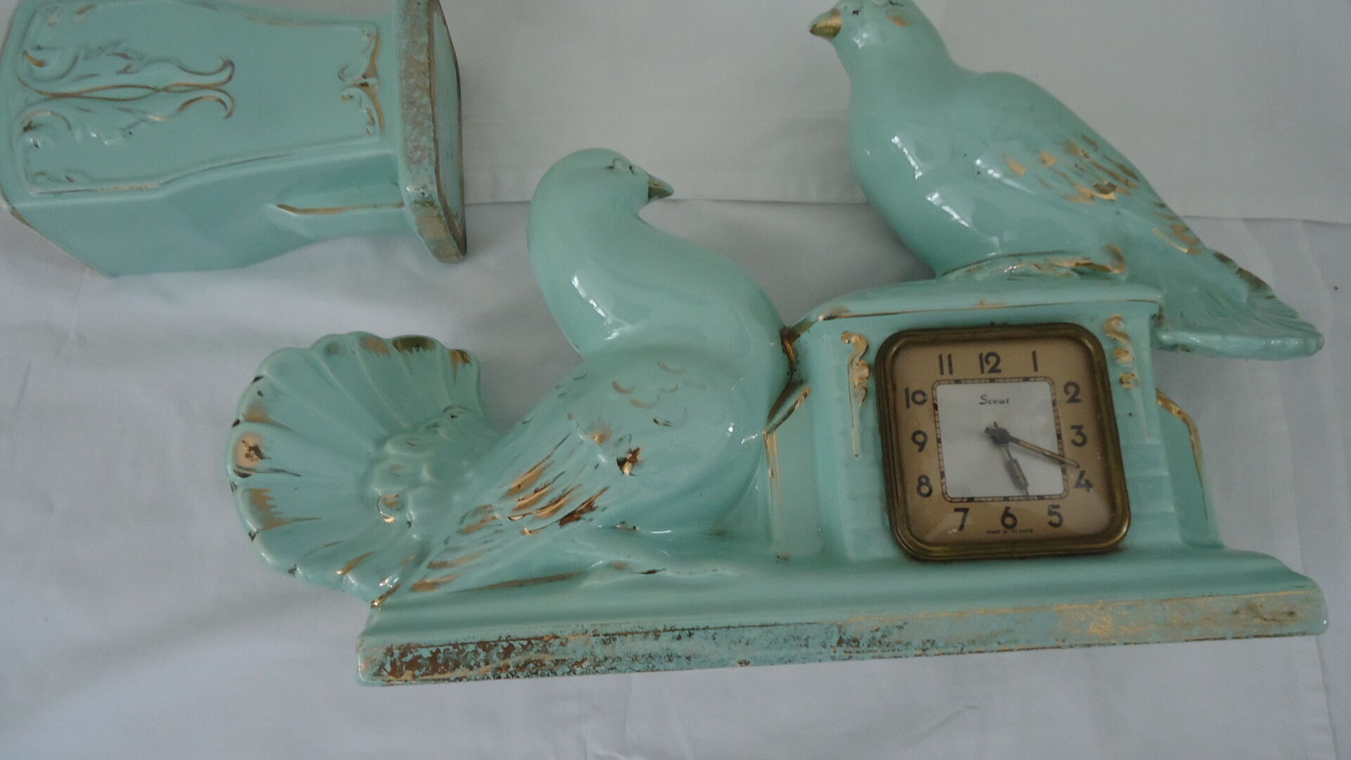 Clock doves color green blue and its vase 50s