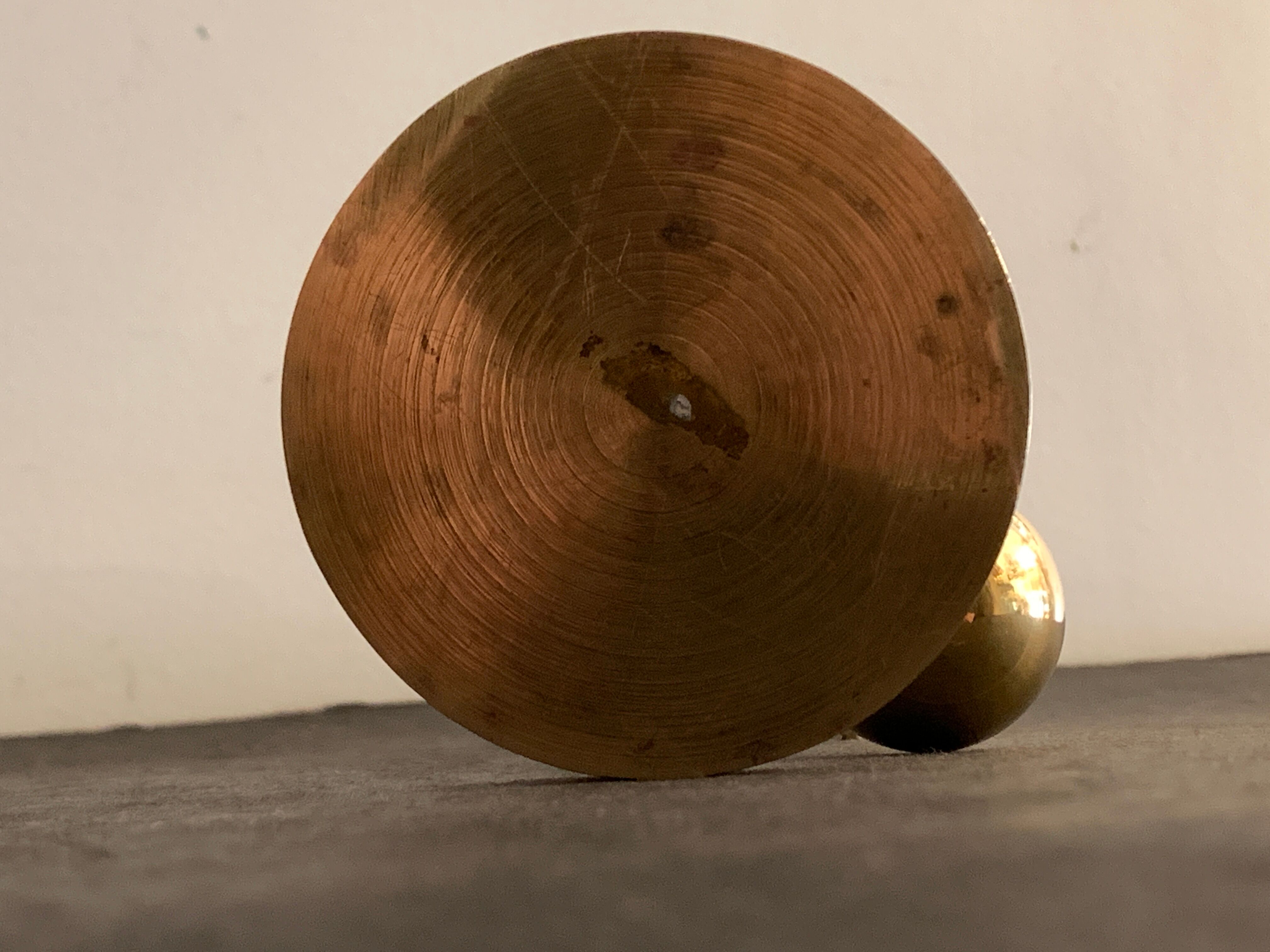 Marine gyroscopic oil lamp in polished solid brass, Ilse Ammonsen for Daproma, Denmark, 1950
