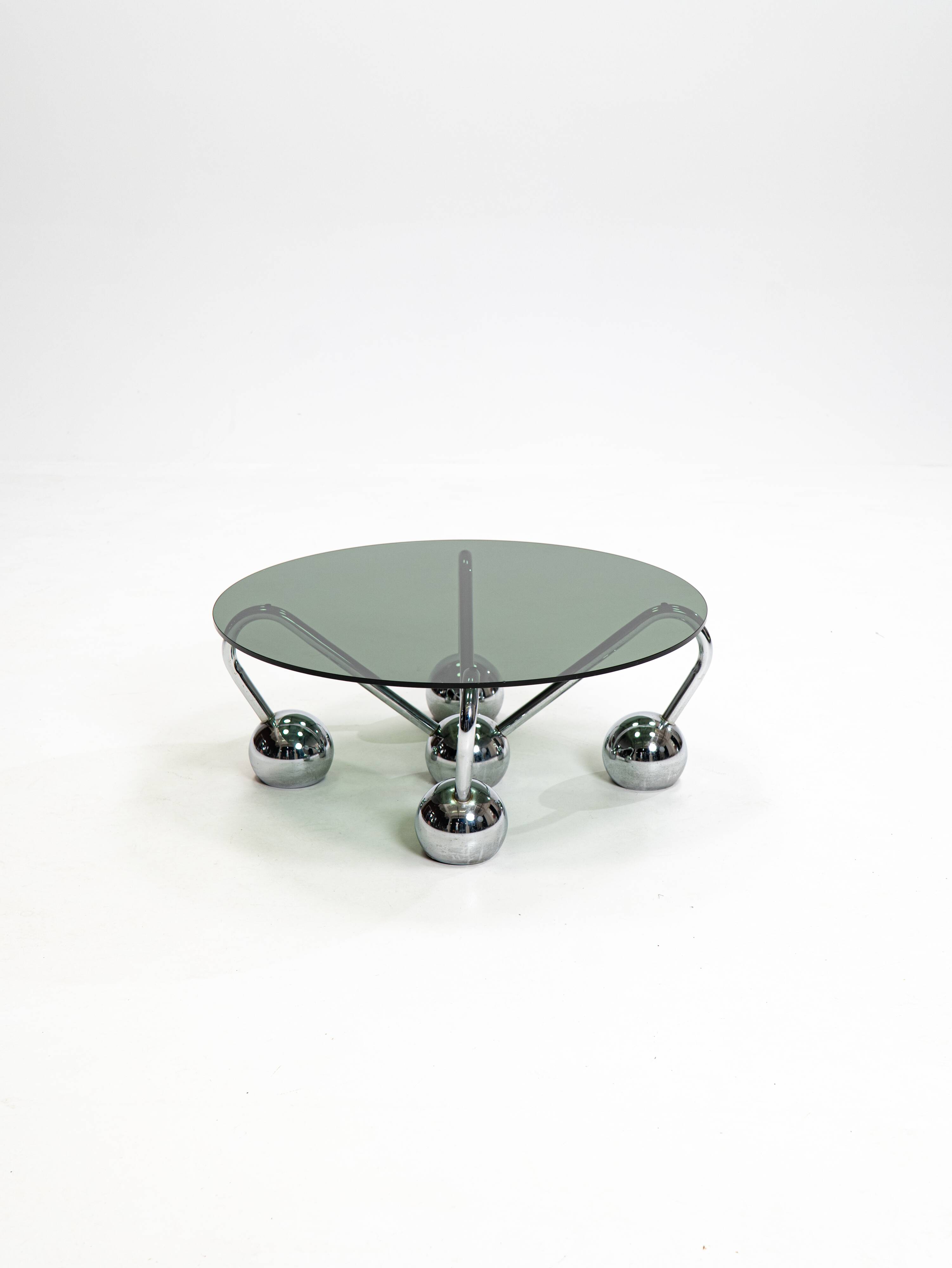 Table basse Sputnik en métal chromé et verre fumé, années 1970, Italie