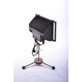 Industrial spot short foot