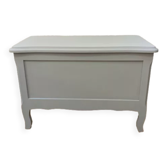 Toy chest