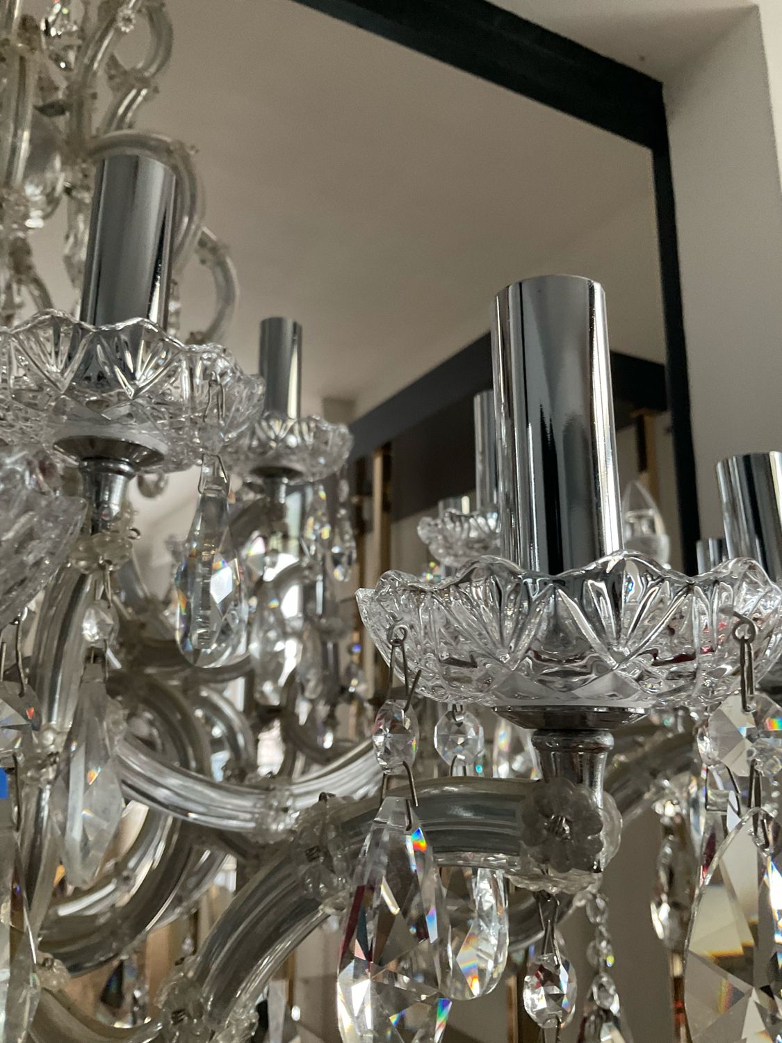 Chandelier 35 Murano glass lamps and crystal tassels D120cm