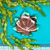 Vallauris decorative leaf
