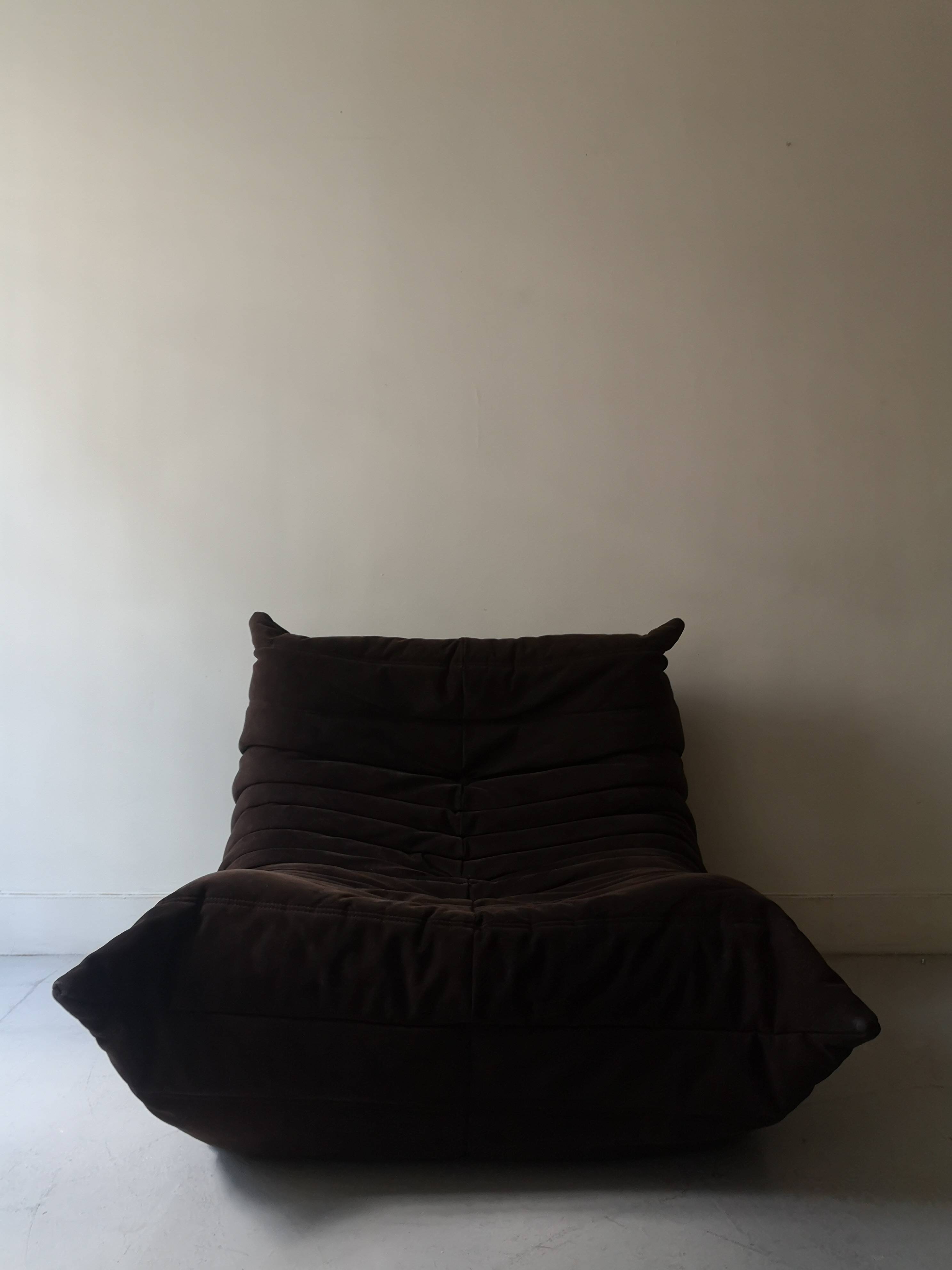 TOGO low chair in chocolate suede, Michel Ducaroy for Ligne Roset 1970