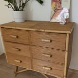 Commode 3 tiroirs en rotin / bambou attribuée à adrien audoux et frida minnet. Circa 1950