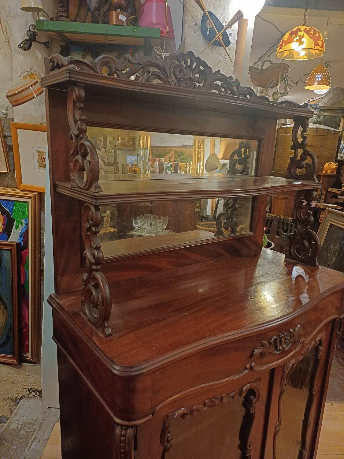 Small mahogany cabinet from the Napoleon III period, in its original 19th-century condition.