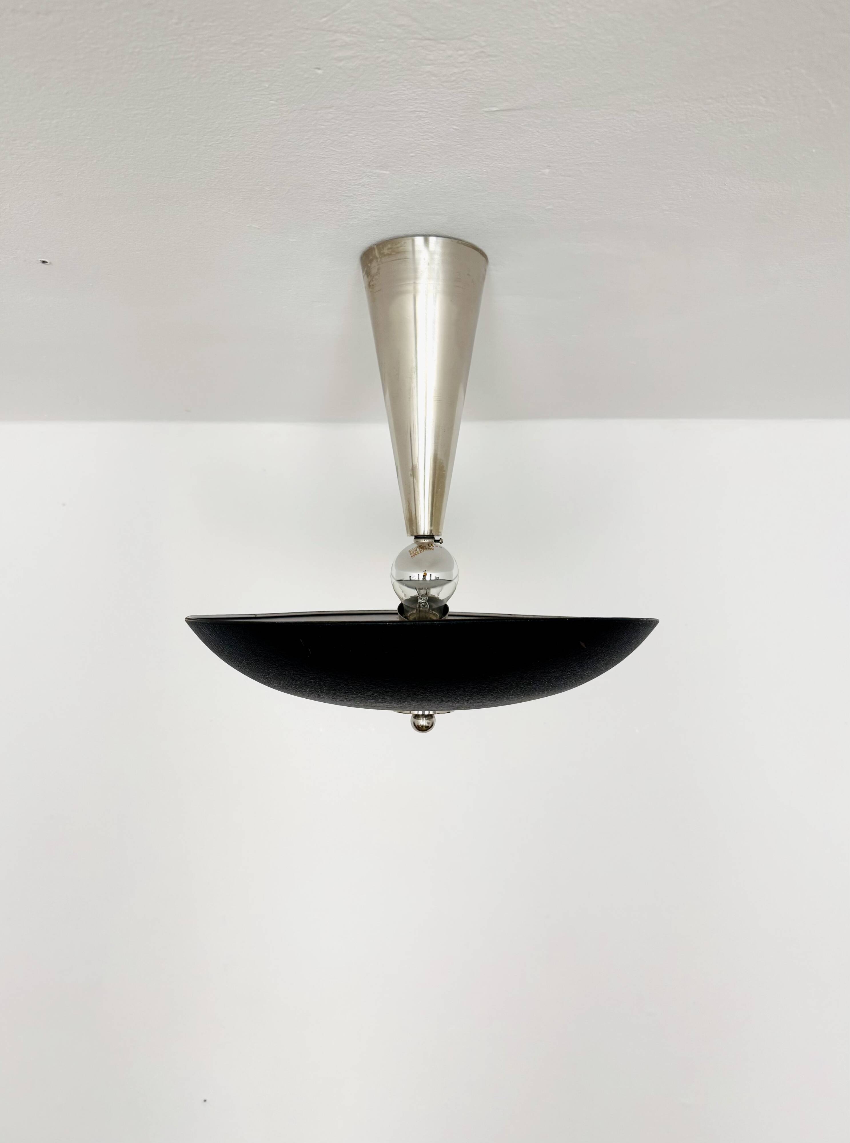 Italian Flush Uplight