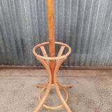 Parrot rattan coat rack