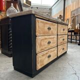 Old workshop furniture with 6 drawers.