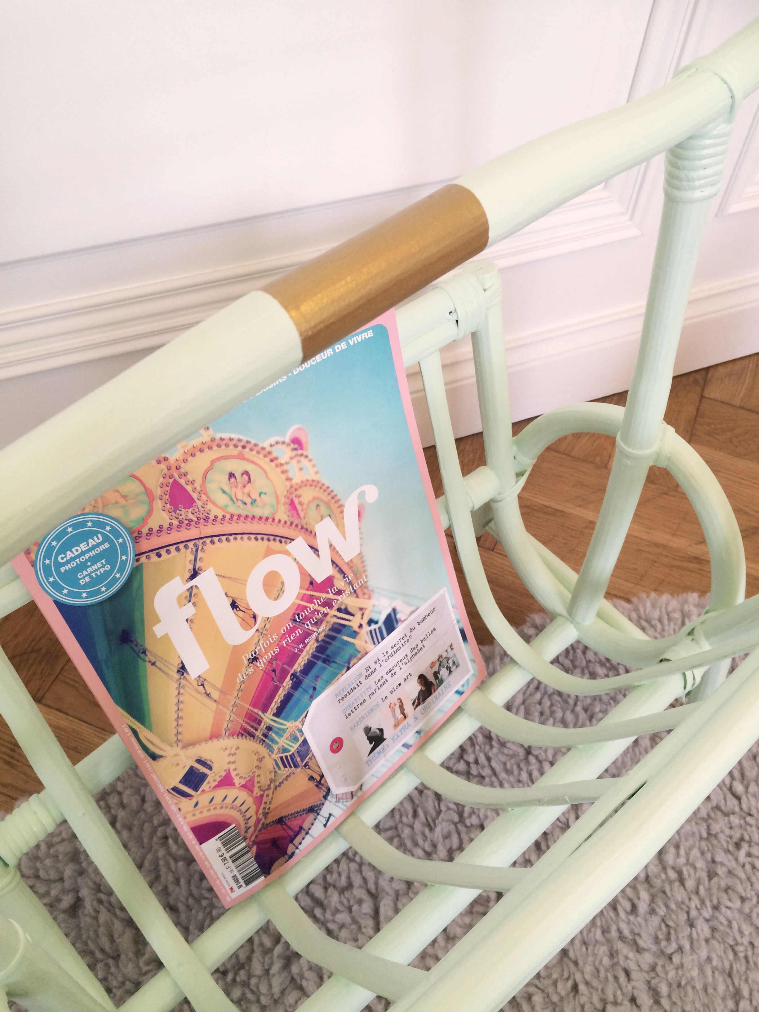 Magazine rack Wicker 'Mint & Gold'