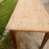 Farm table