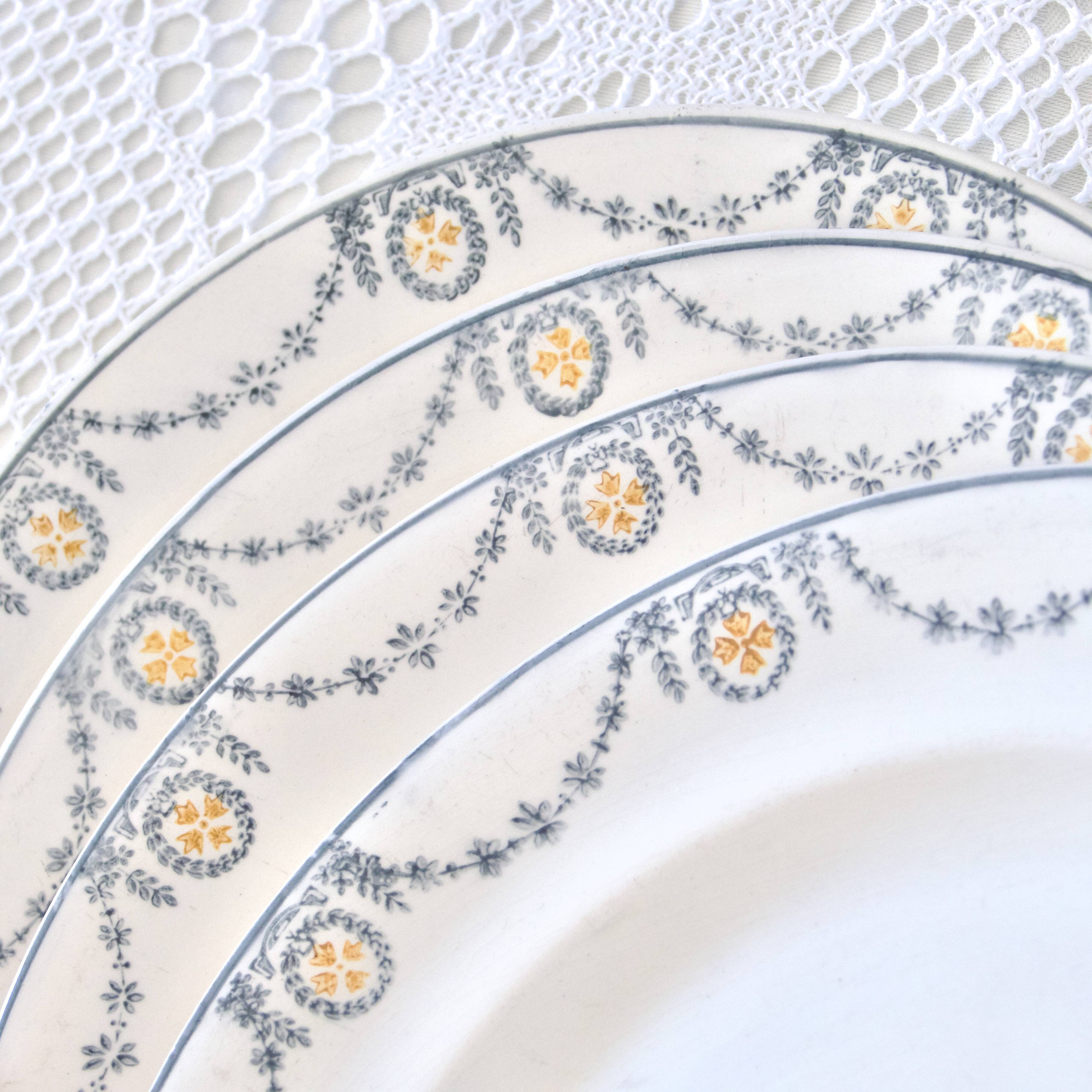 Old Longwy flat plates "Moselle" collection