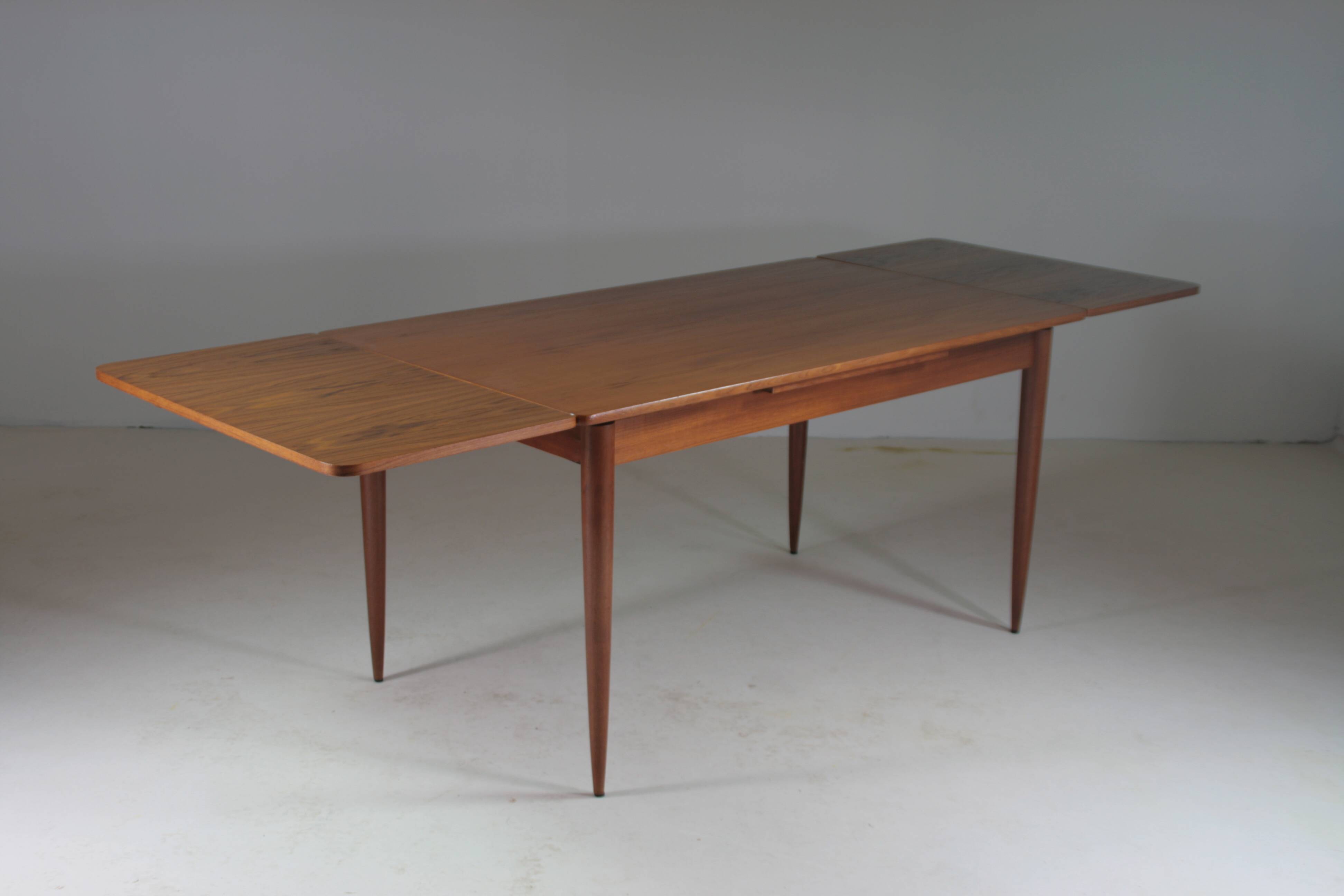 Extendable teak table, 1960