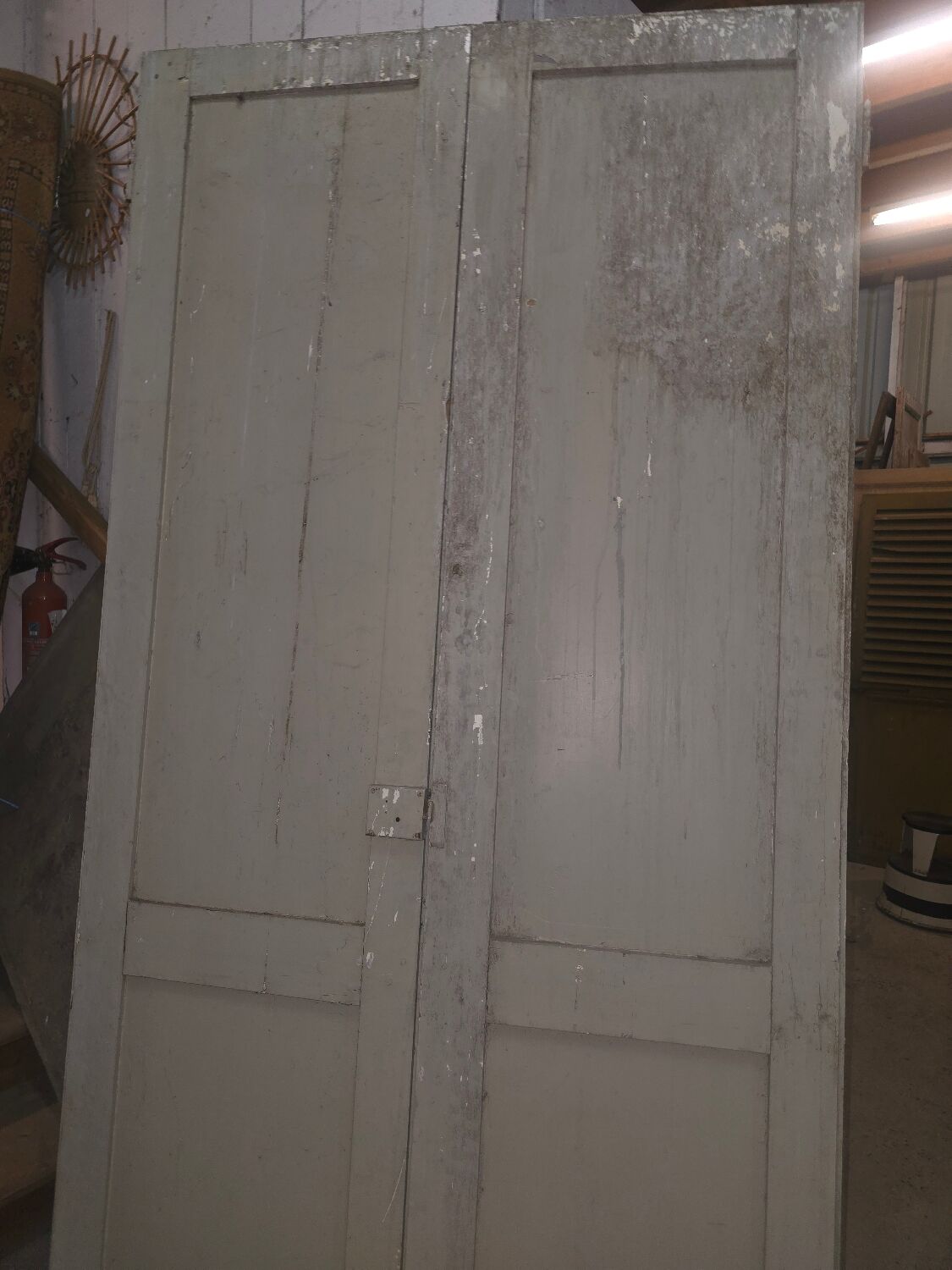 Anciennes portes double en sapin