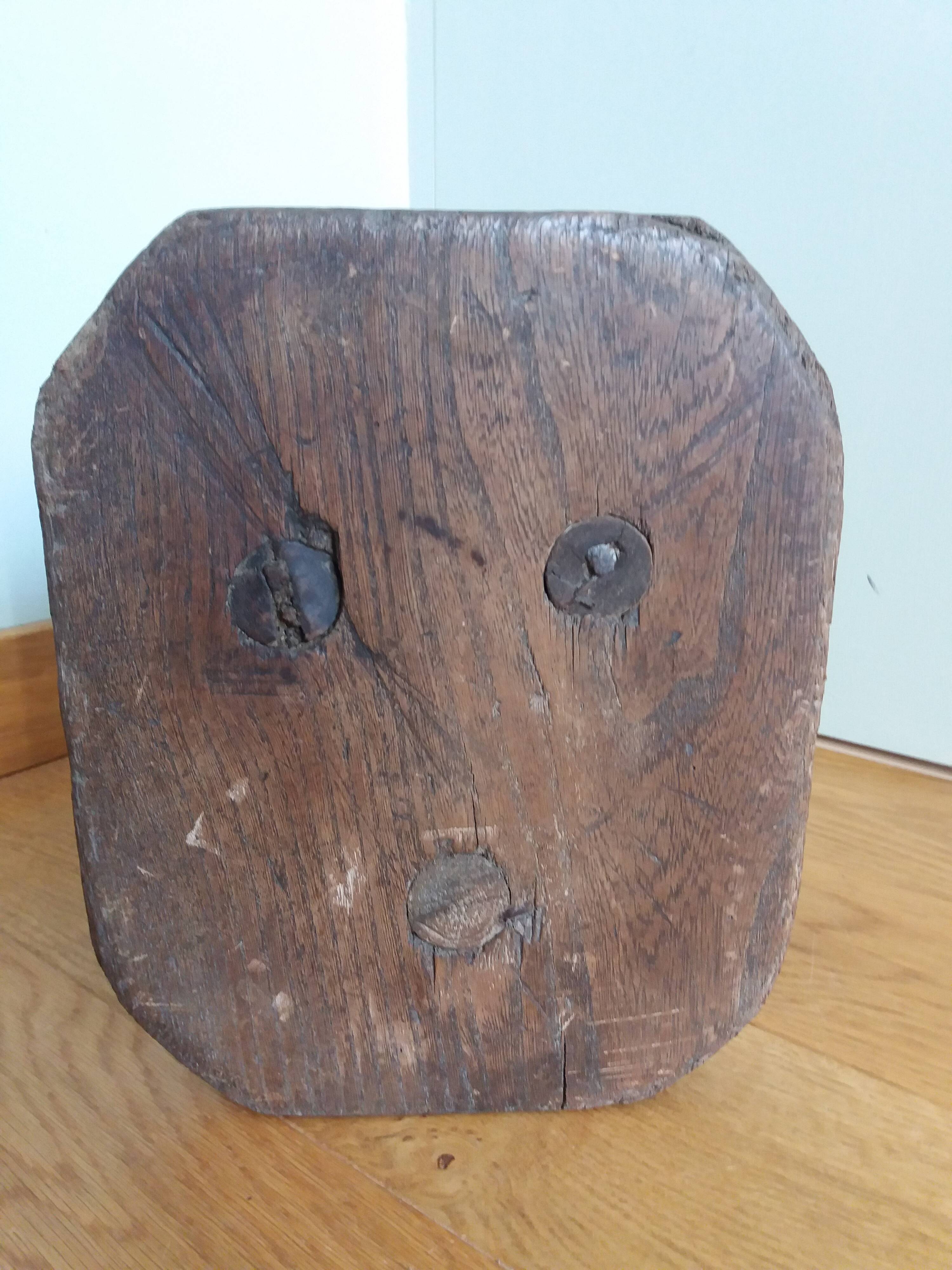Brutalist tripod farm stool