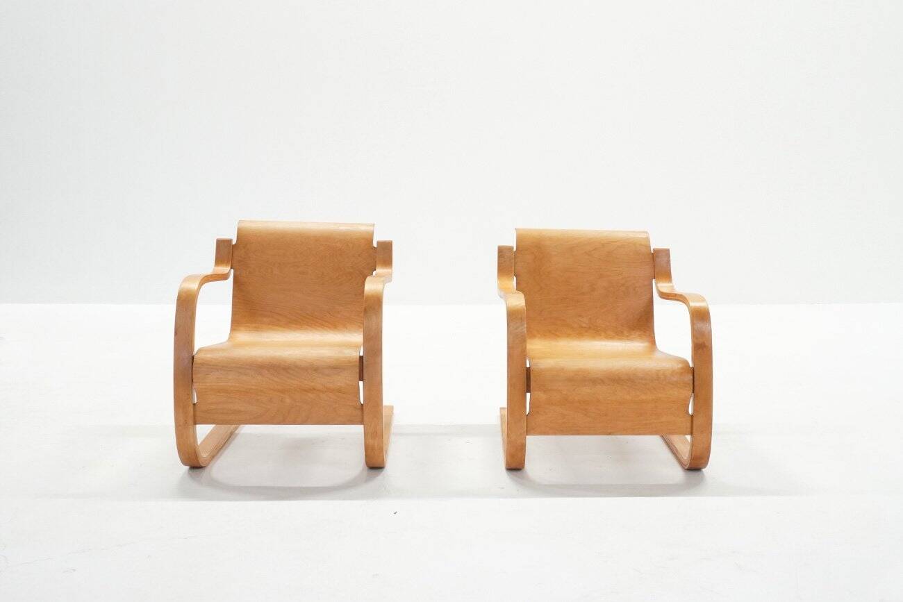 Cantilever Nr. 31 Lounge Chairs by Alvar Aalto, 1930s