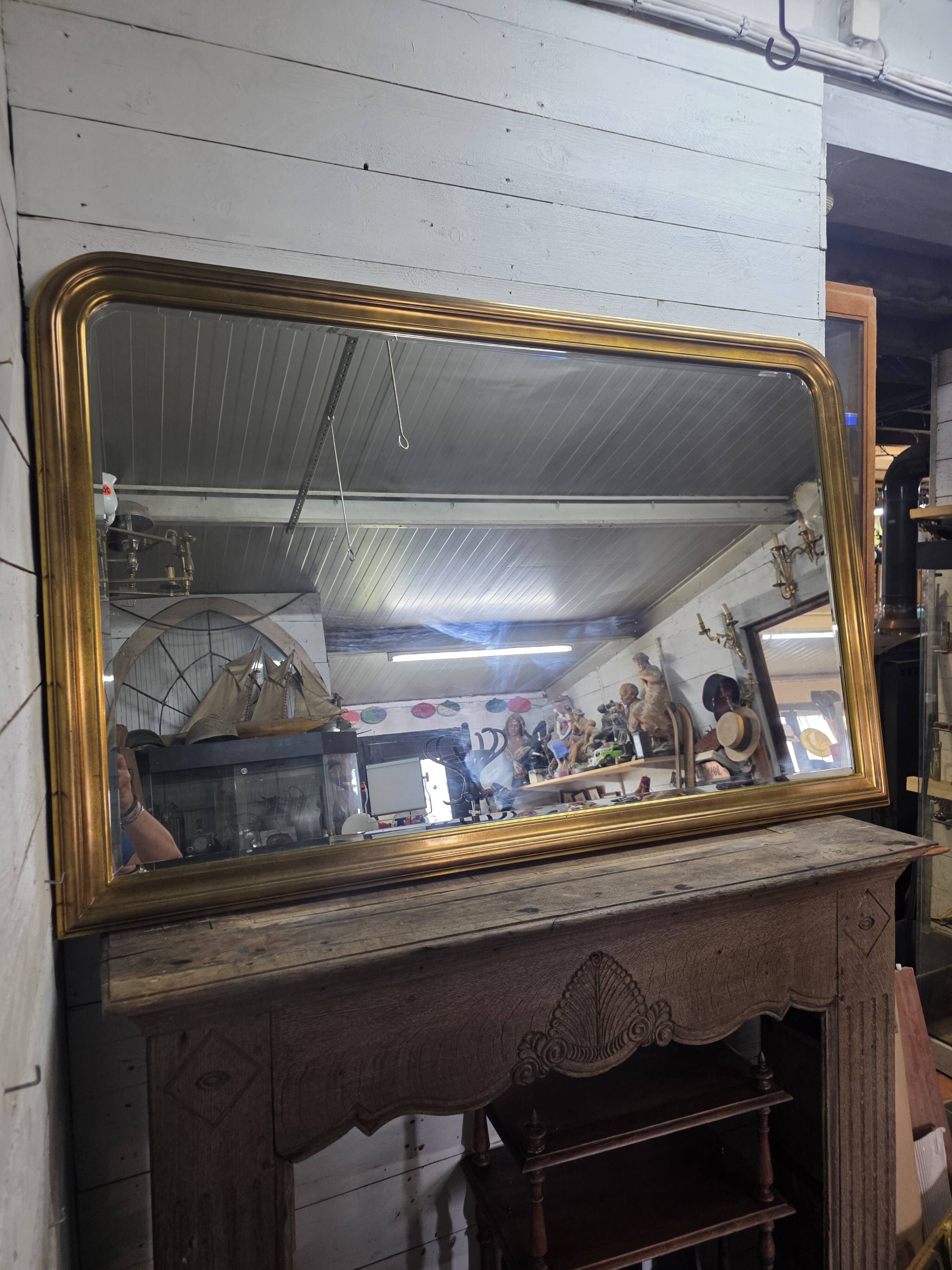 Louis Philippe style gilded mirror, mid-20th century, bevelled mirror.