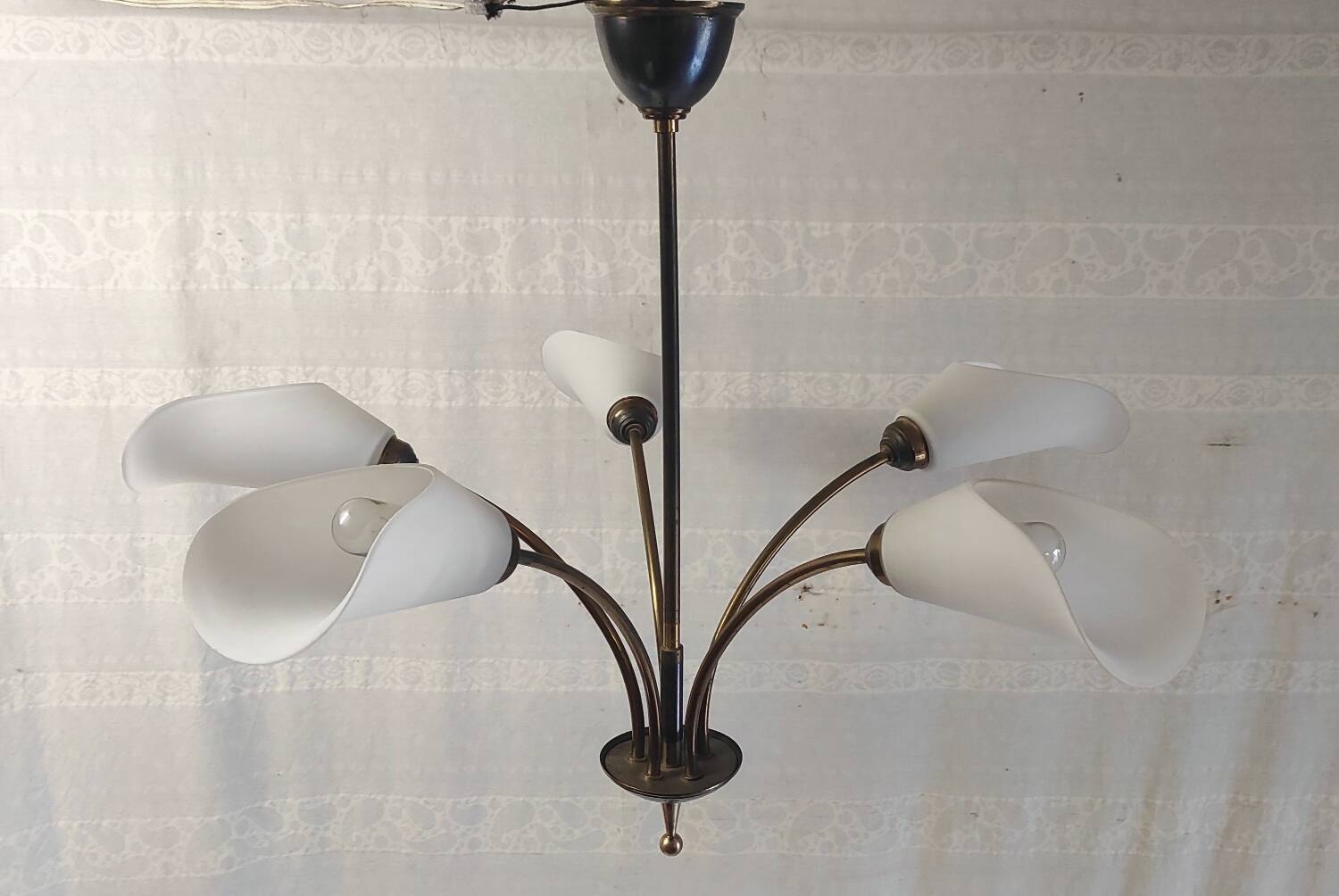 5-light chandelier in metal and opaline - mid-20th century