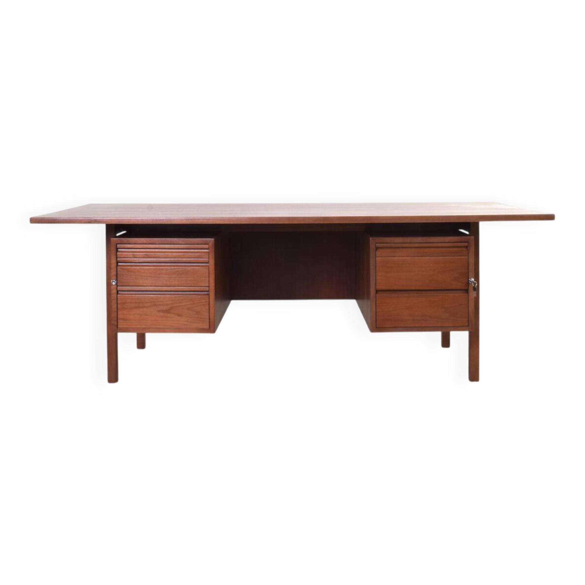 Mid-Century Large American Walnut Executive Desk