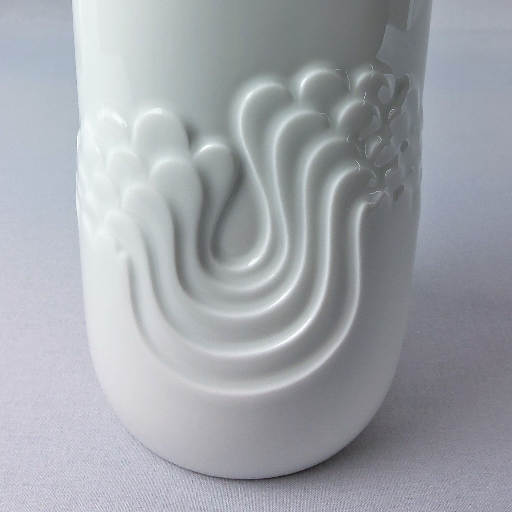 Thomas vintage porcelain white vase 1970