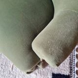 Antique crapaud armchair - green velvet