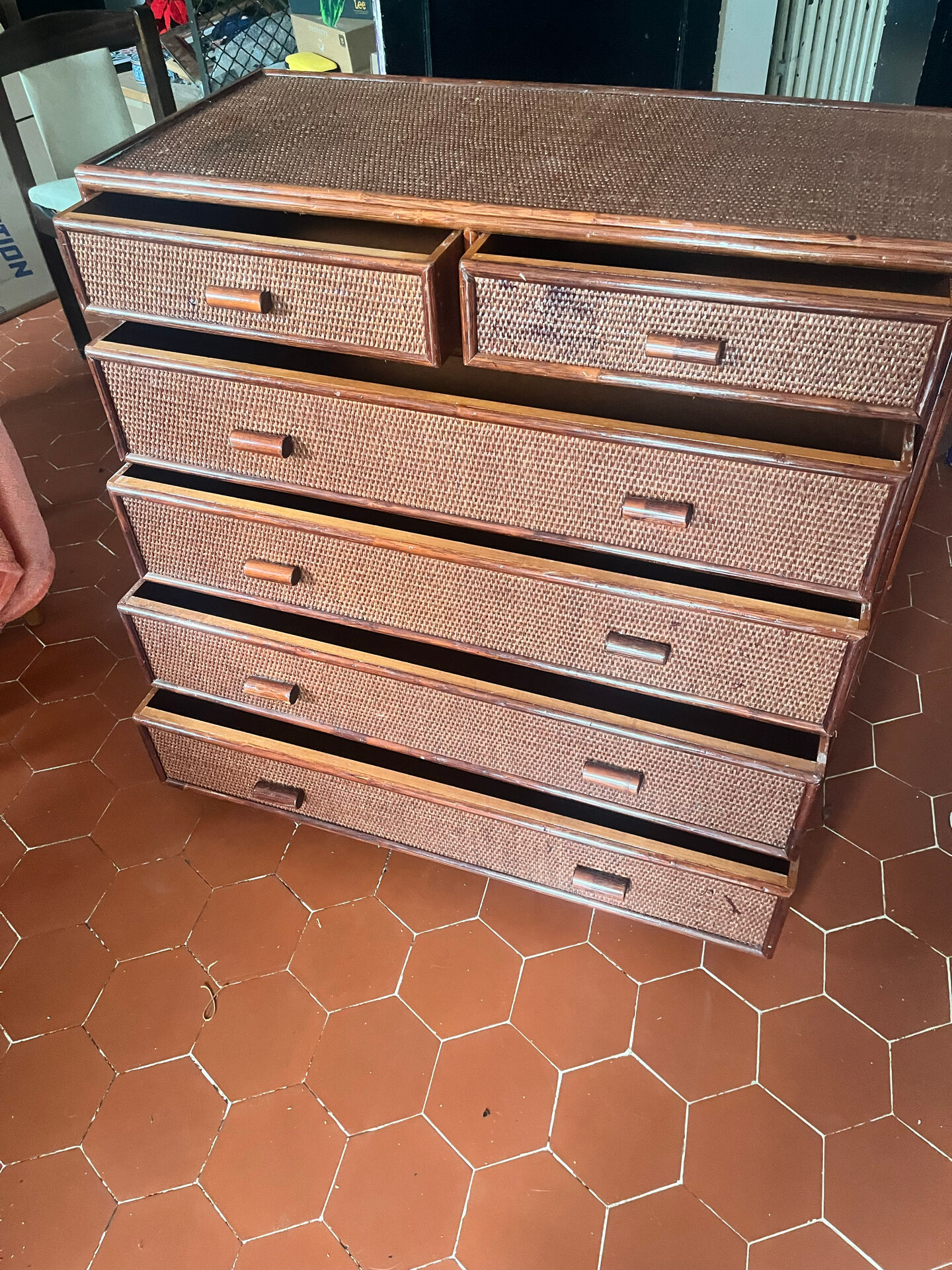 Vintage woven rattan chest of drawers — 6 drawers