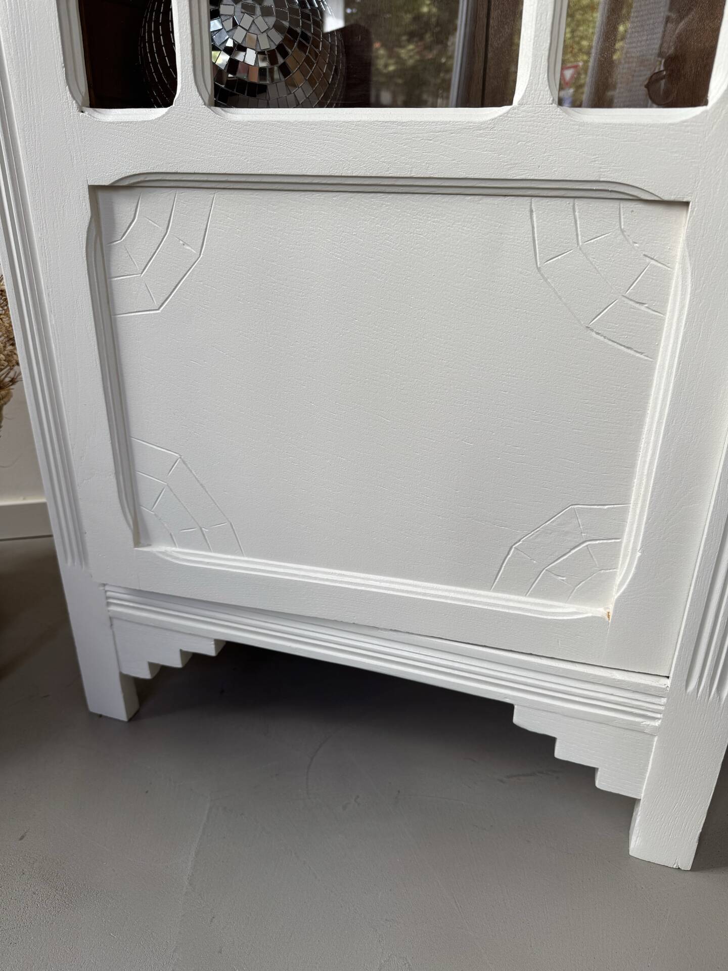 Art Deco display cabinet