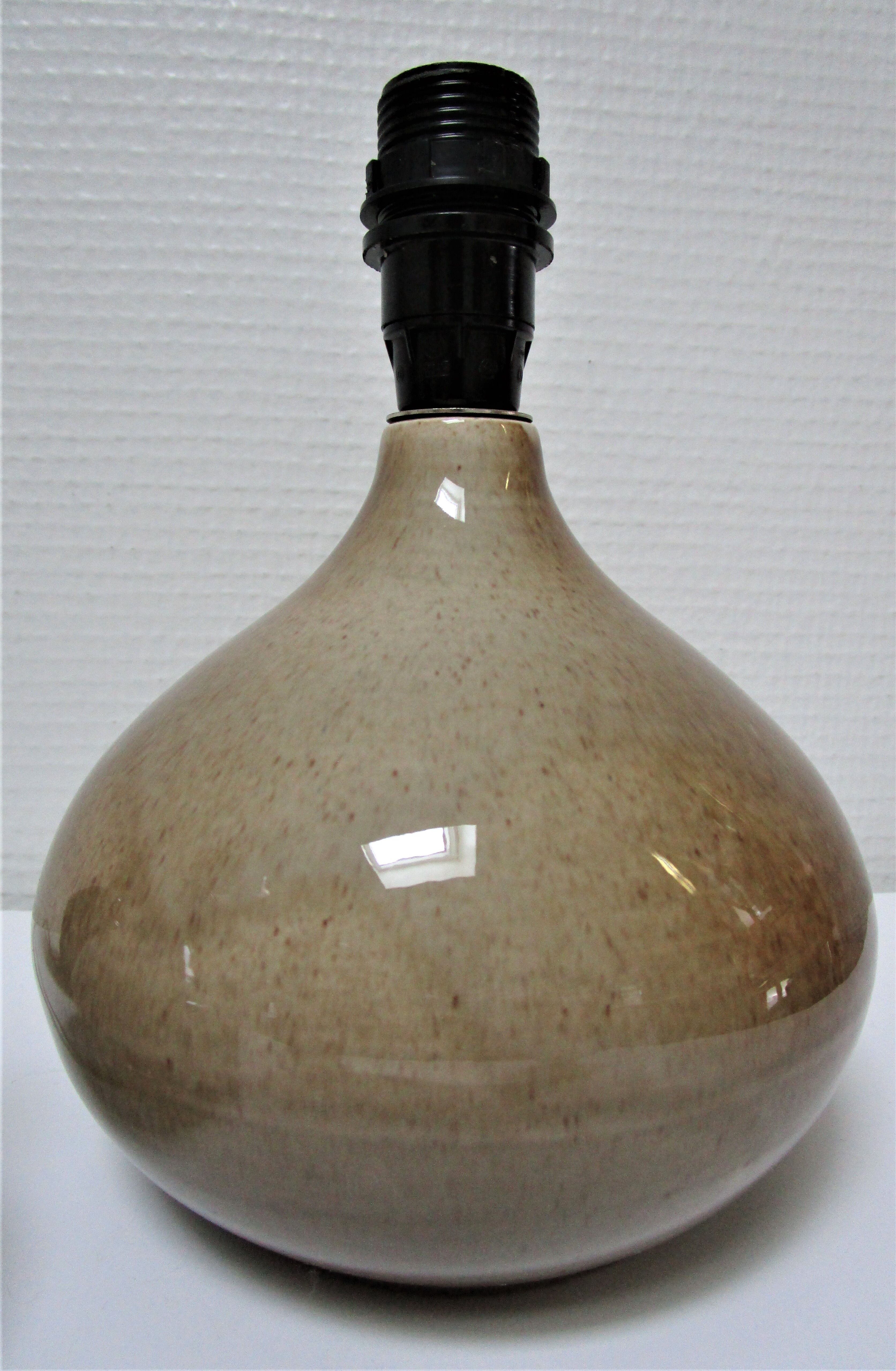 Three vintage ceramic lamps in blue, white and suede