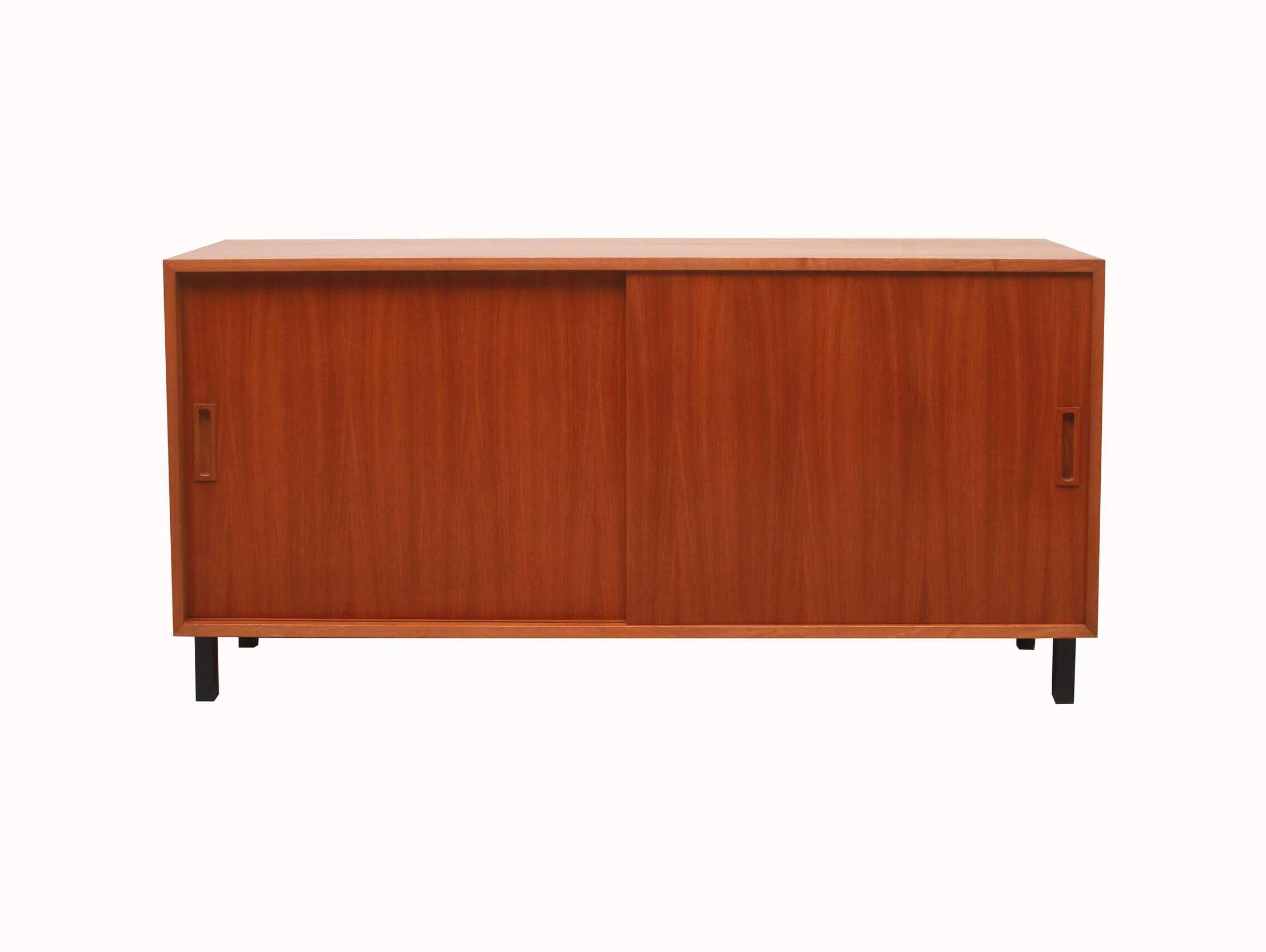 Buffet années 1960 en noyer avec portes coulissantes, 120cm