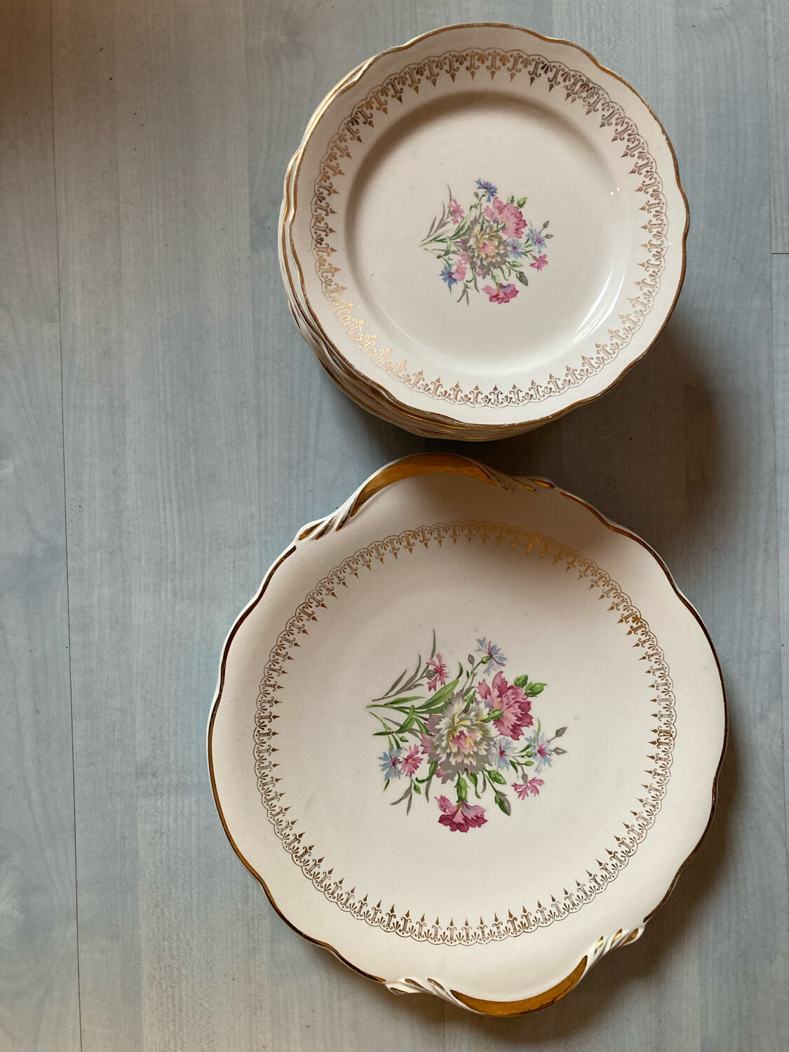 Digoin and Sarreguemines dessert service