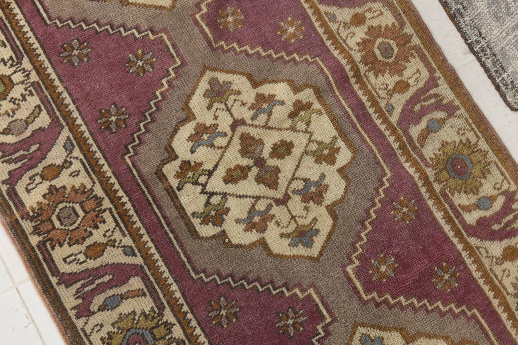 3x11 Plum & Beige Oriental Persian Runner Rug, 78x332Cm