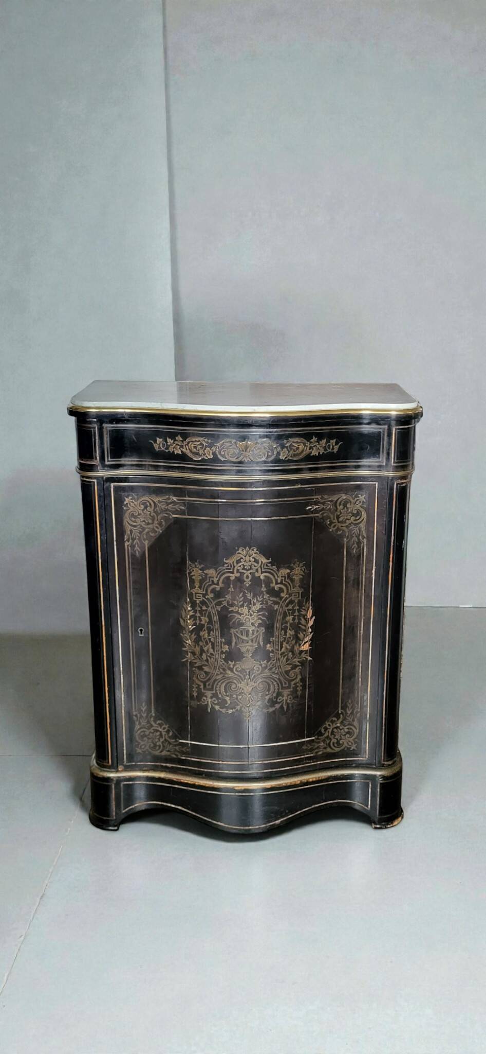 Support furniture / Napoleon III console