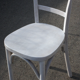 Chaise de bistrot vintage restaurée vernis blanc