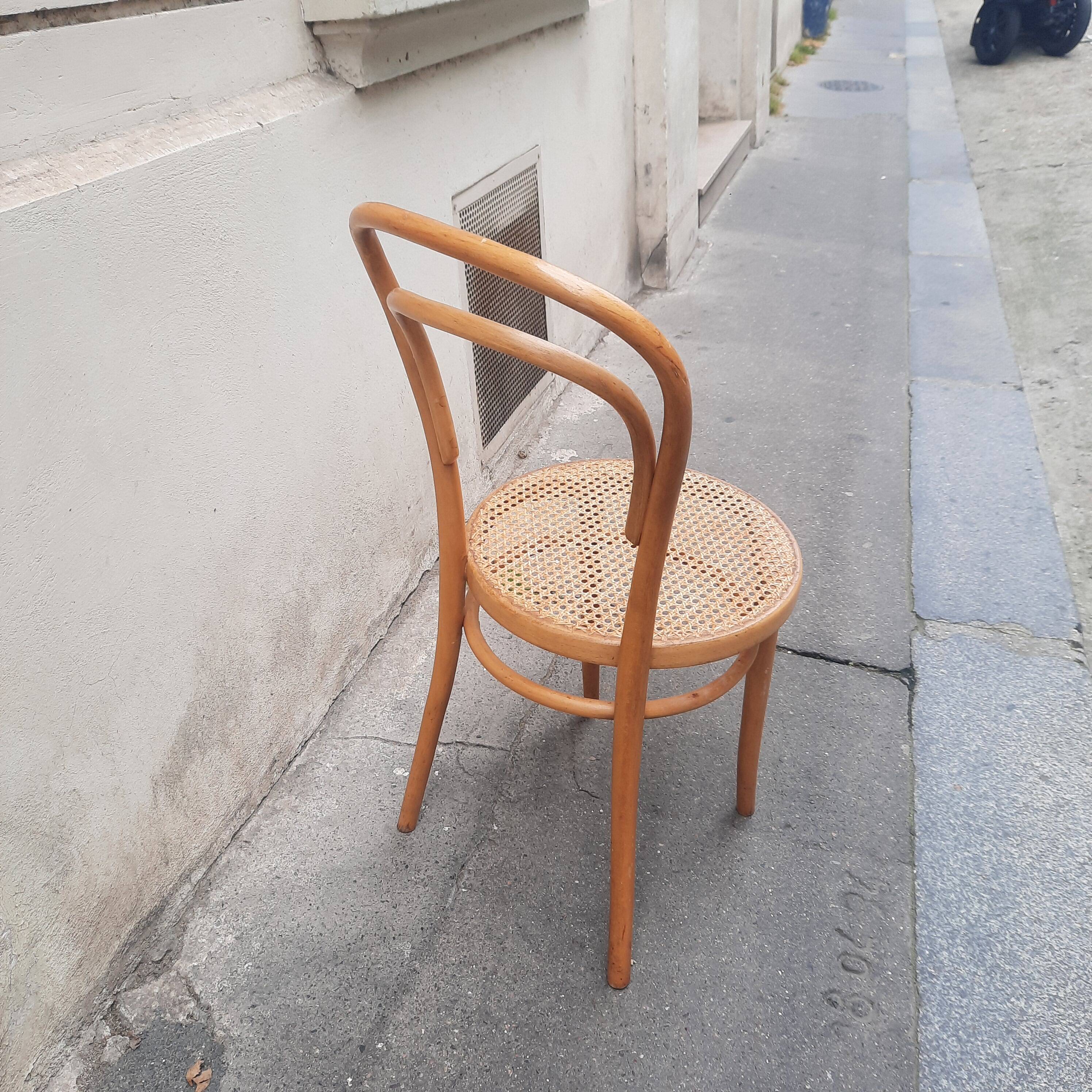 Bistro chair