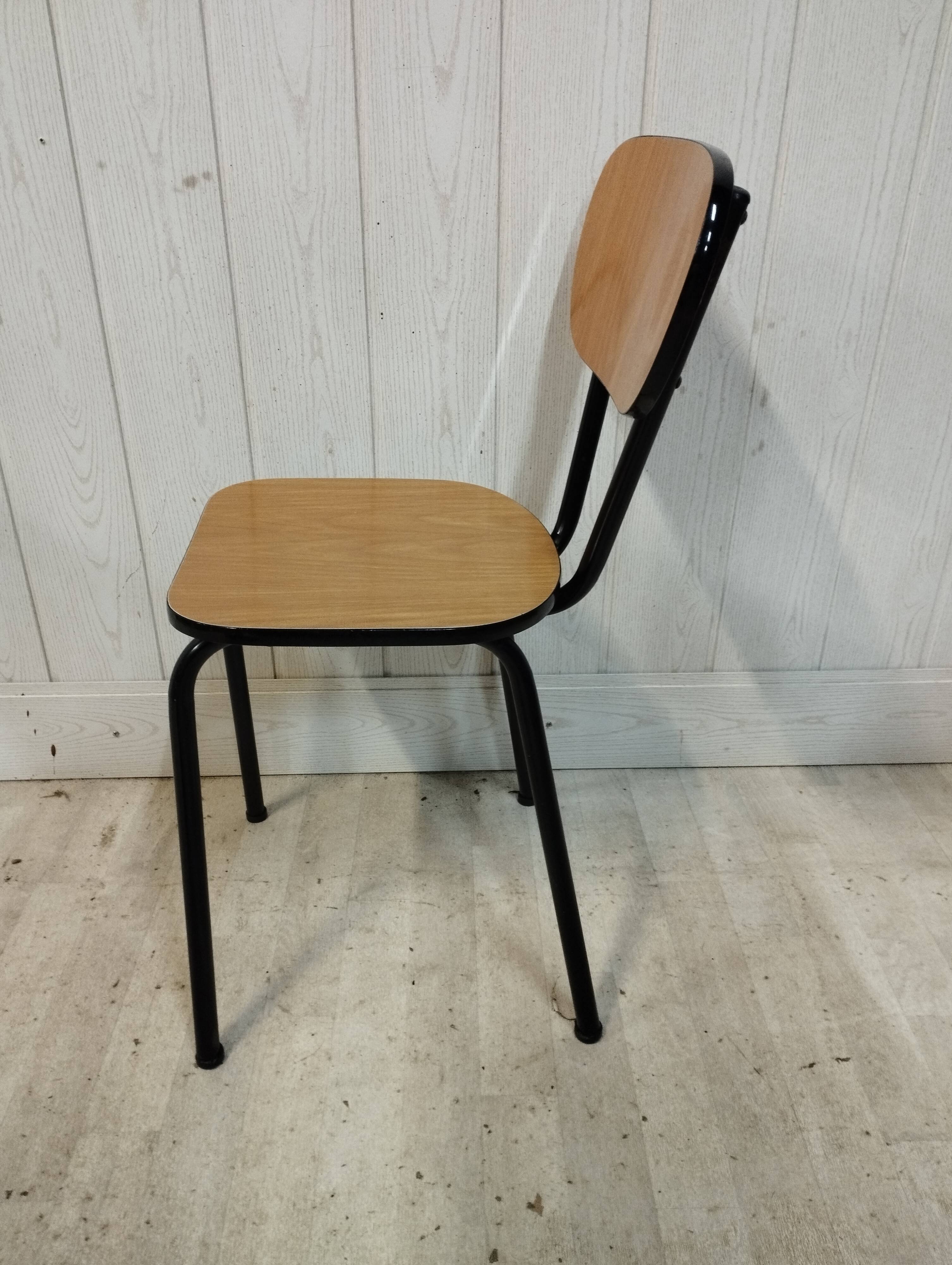 Set of 4 vintage chairs in formica