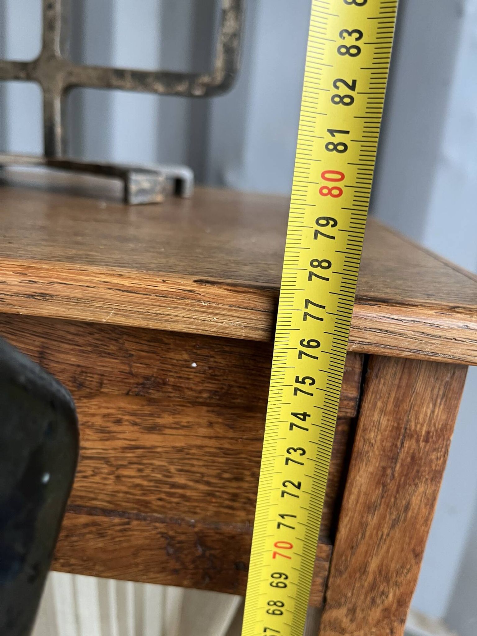Ancienne table de couture