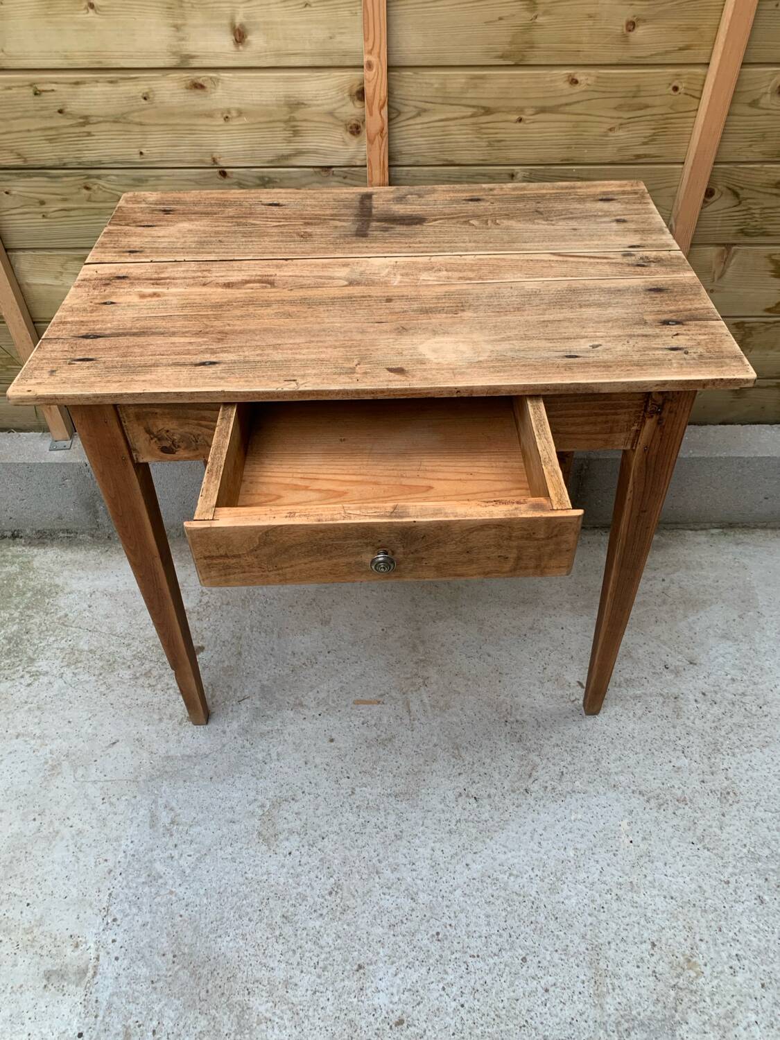 Farmhouse table