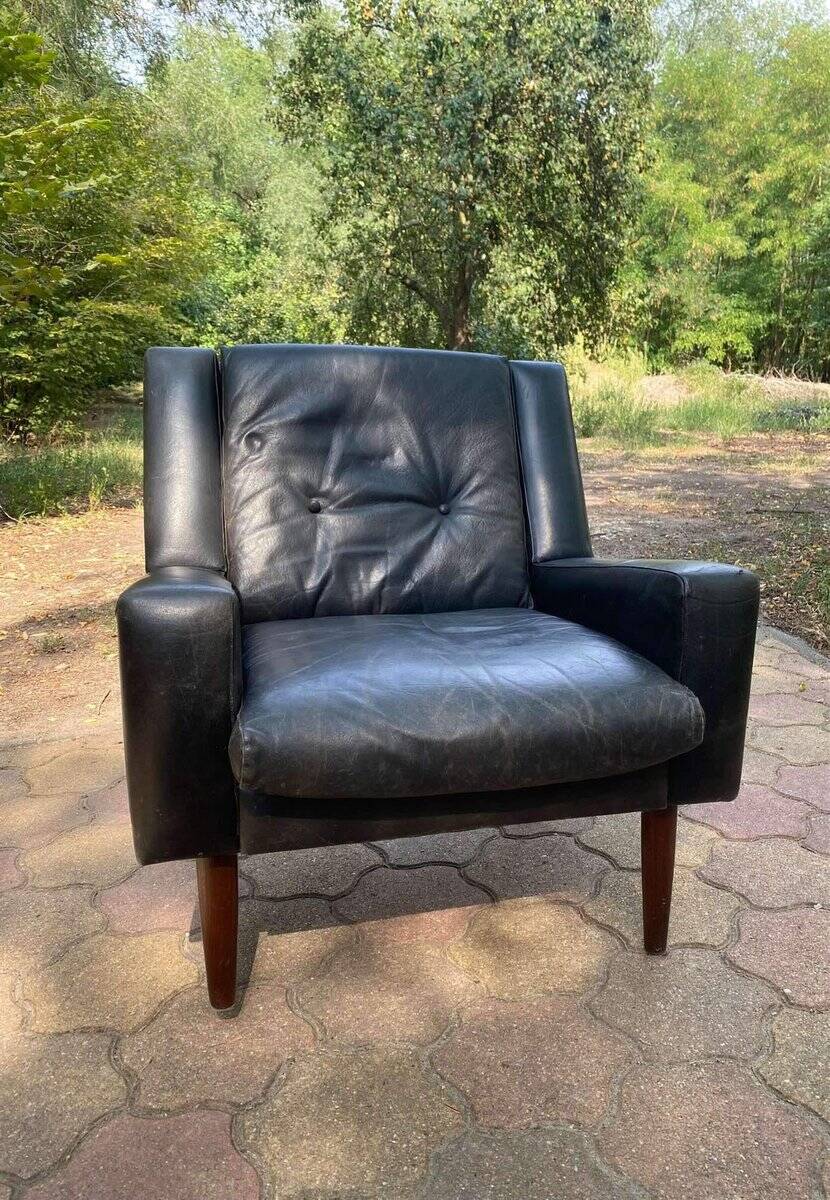 Mid-Century Italian Armchair, 1960s