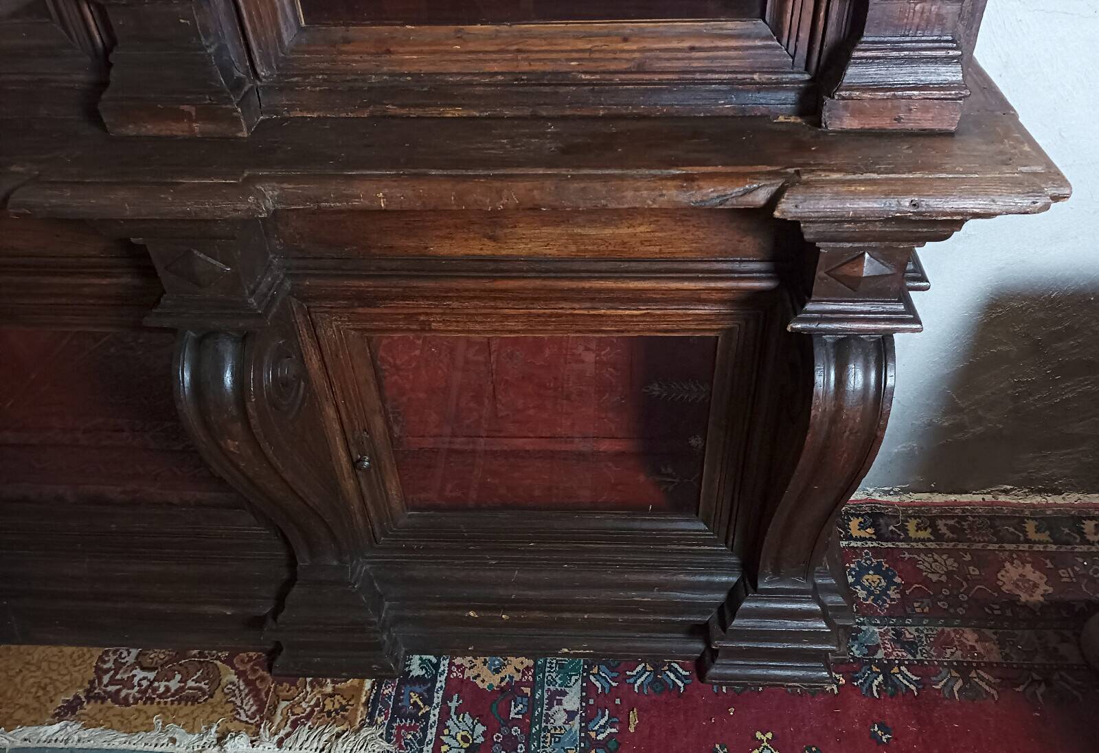 Empire-style solid pine workshop library from the 19th century.