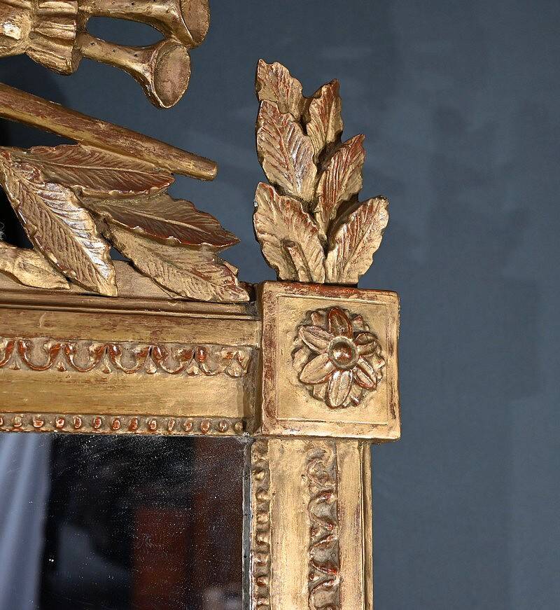Important gilded wooden mirror, Louis XV period – 1768