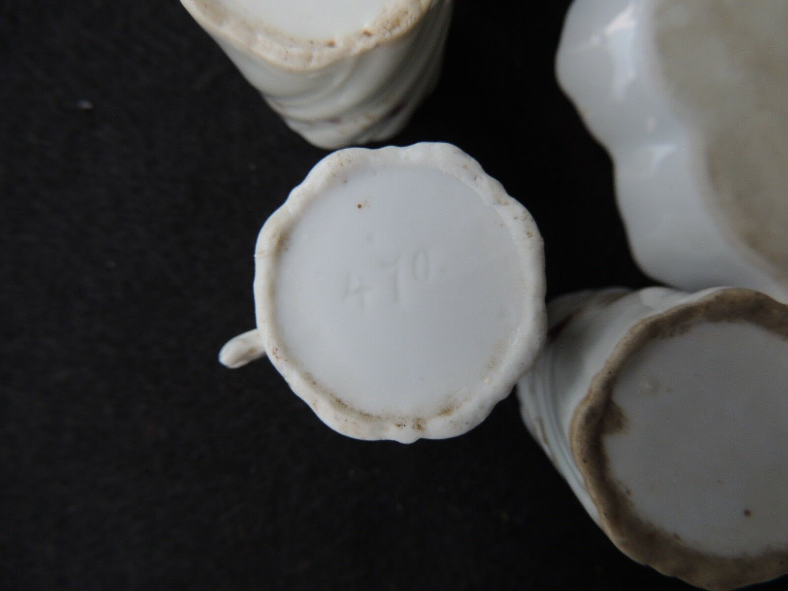 Tray and 4 small porcelain cups around 1900