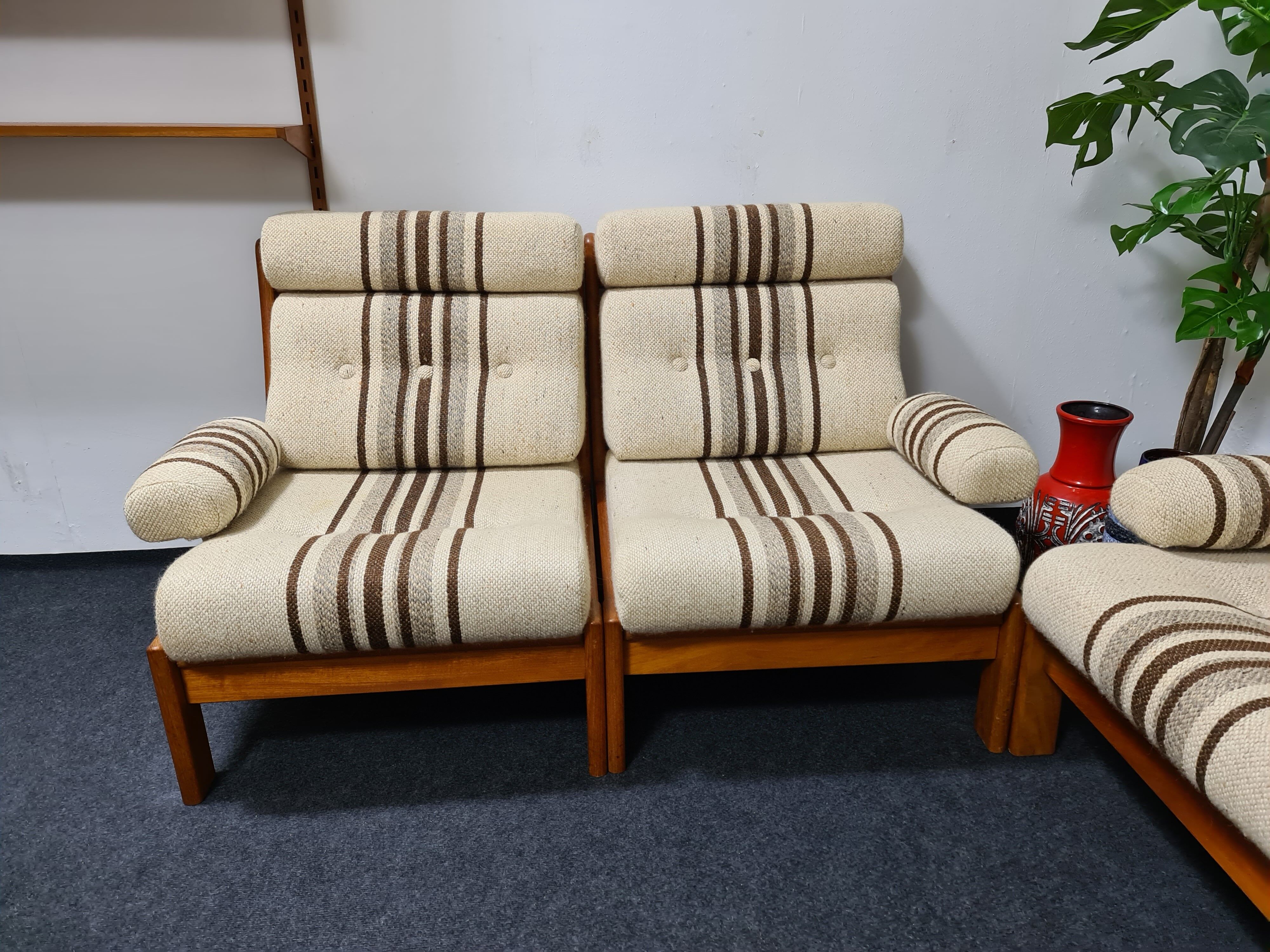 Set de salon vintage des années 70 en teck 6 pièces