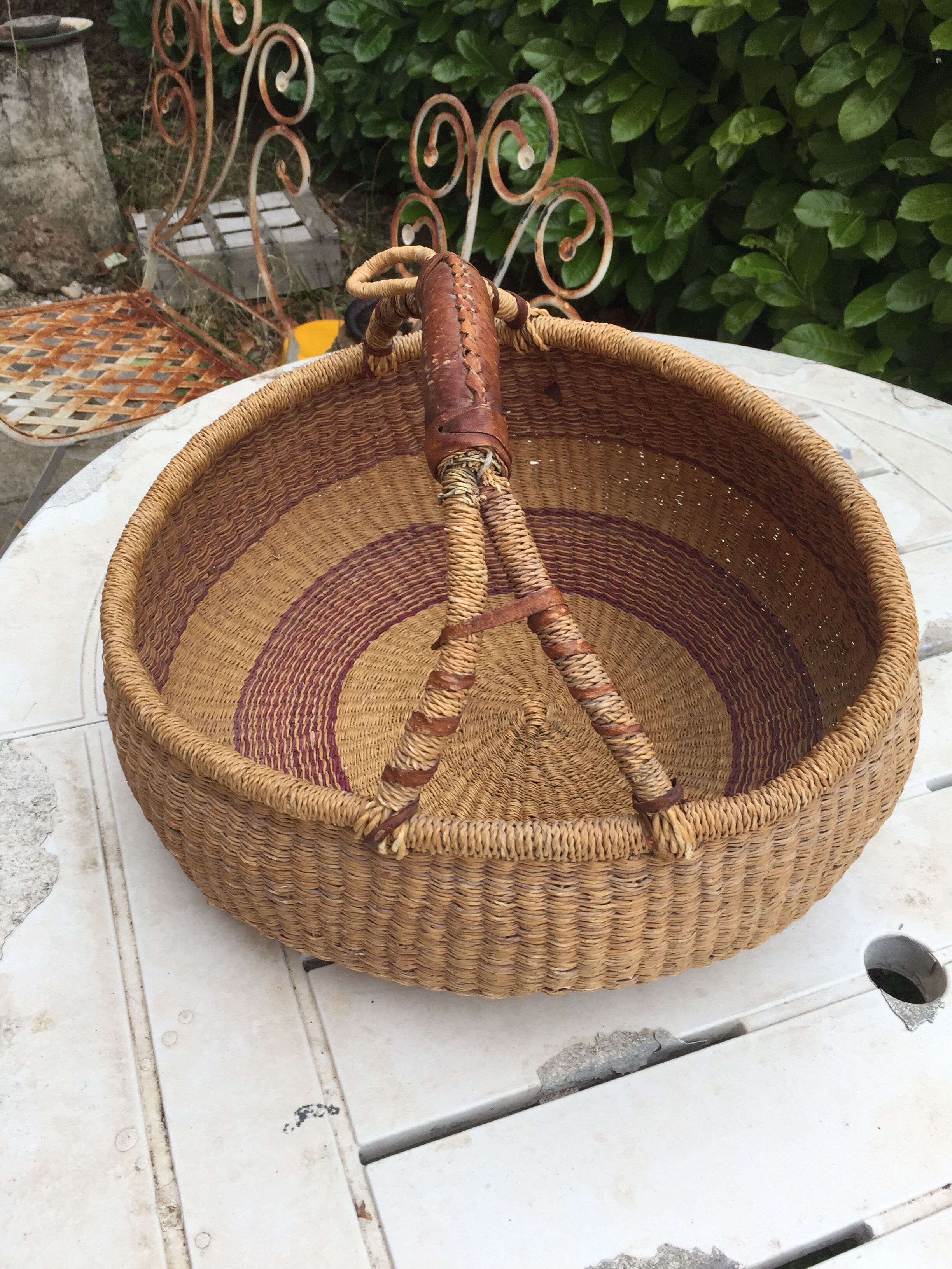 Lot of two former African baskets