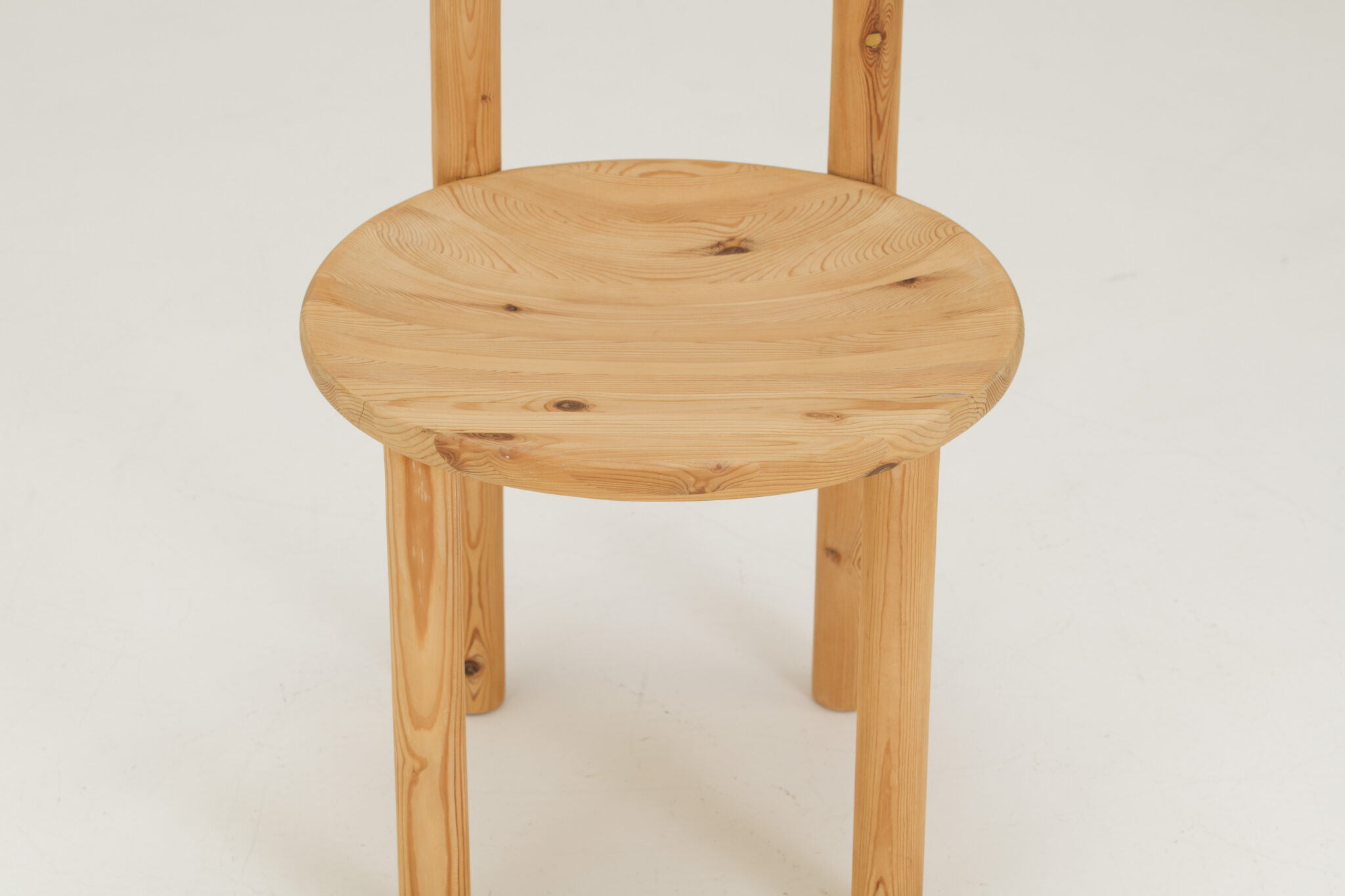 Set of 6 dining chairs in pine