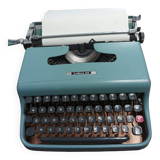 Olivetti lettera 32 typewriter