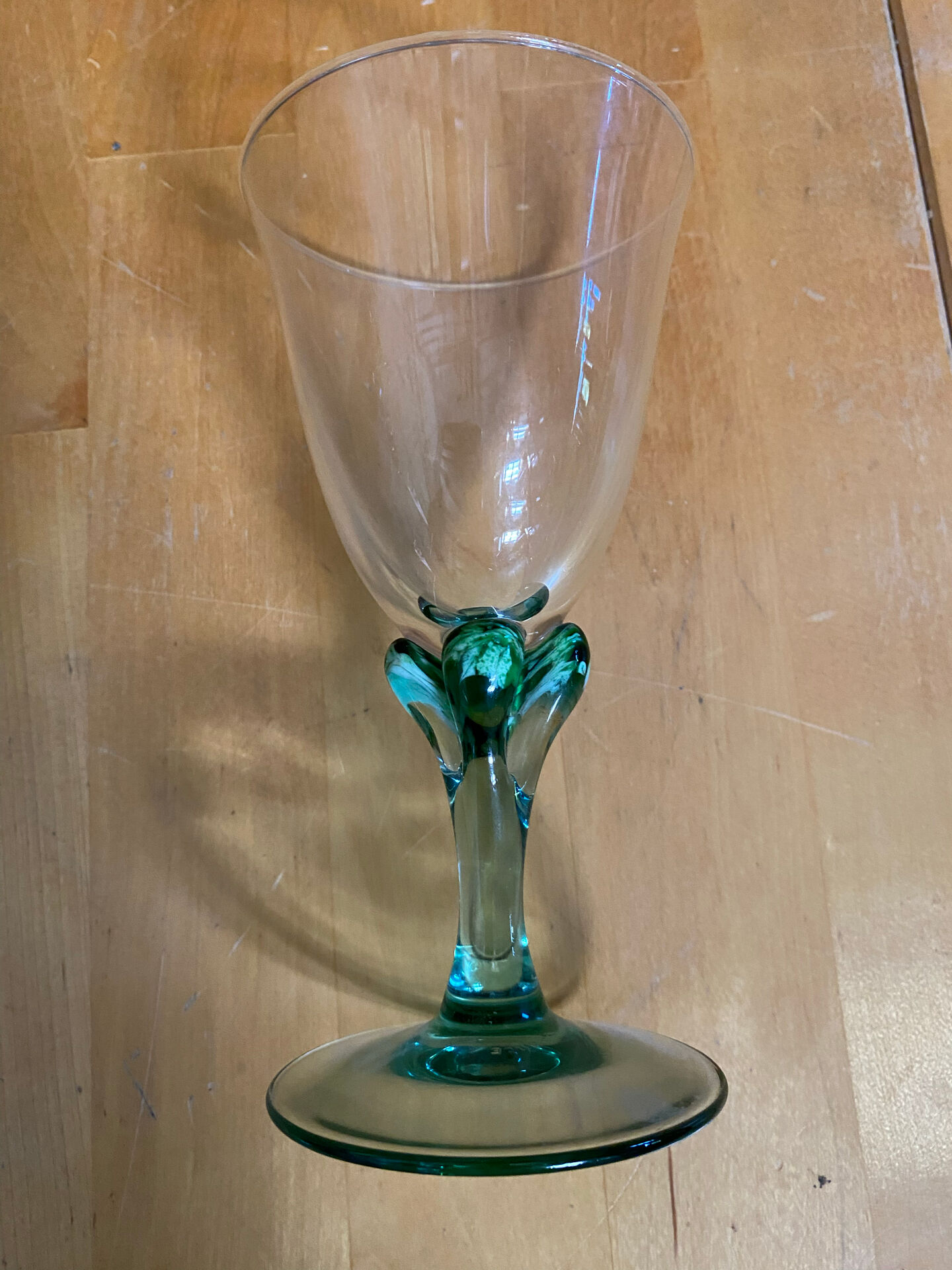 Série 5 verres à pied luminarc verre transparent & vert émeraude vinta